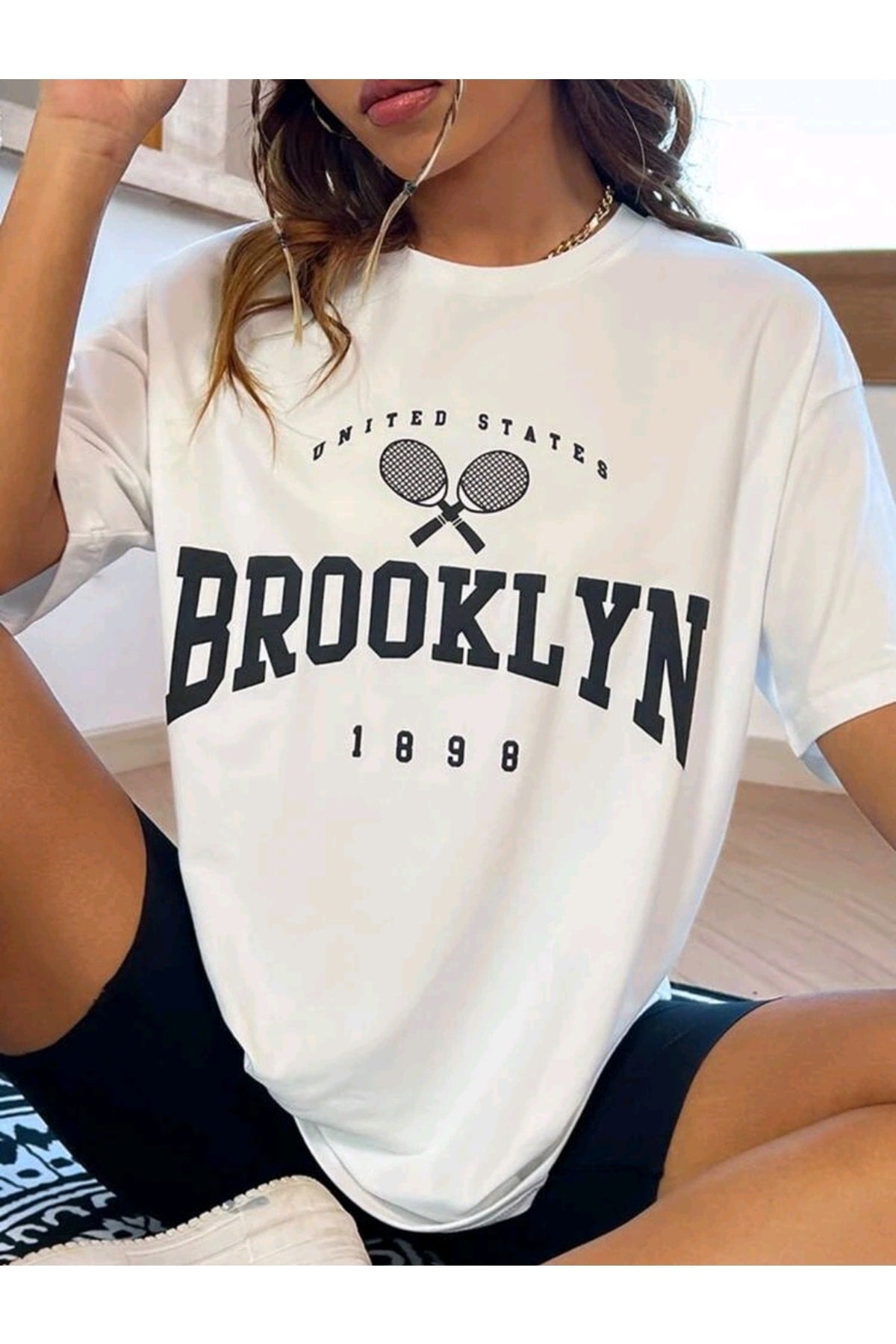 Brooklyn 1898 Oversize Beyaz Bisiklet Yaka Tişört