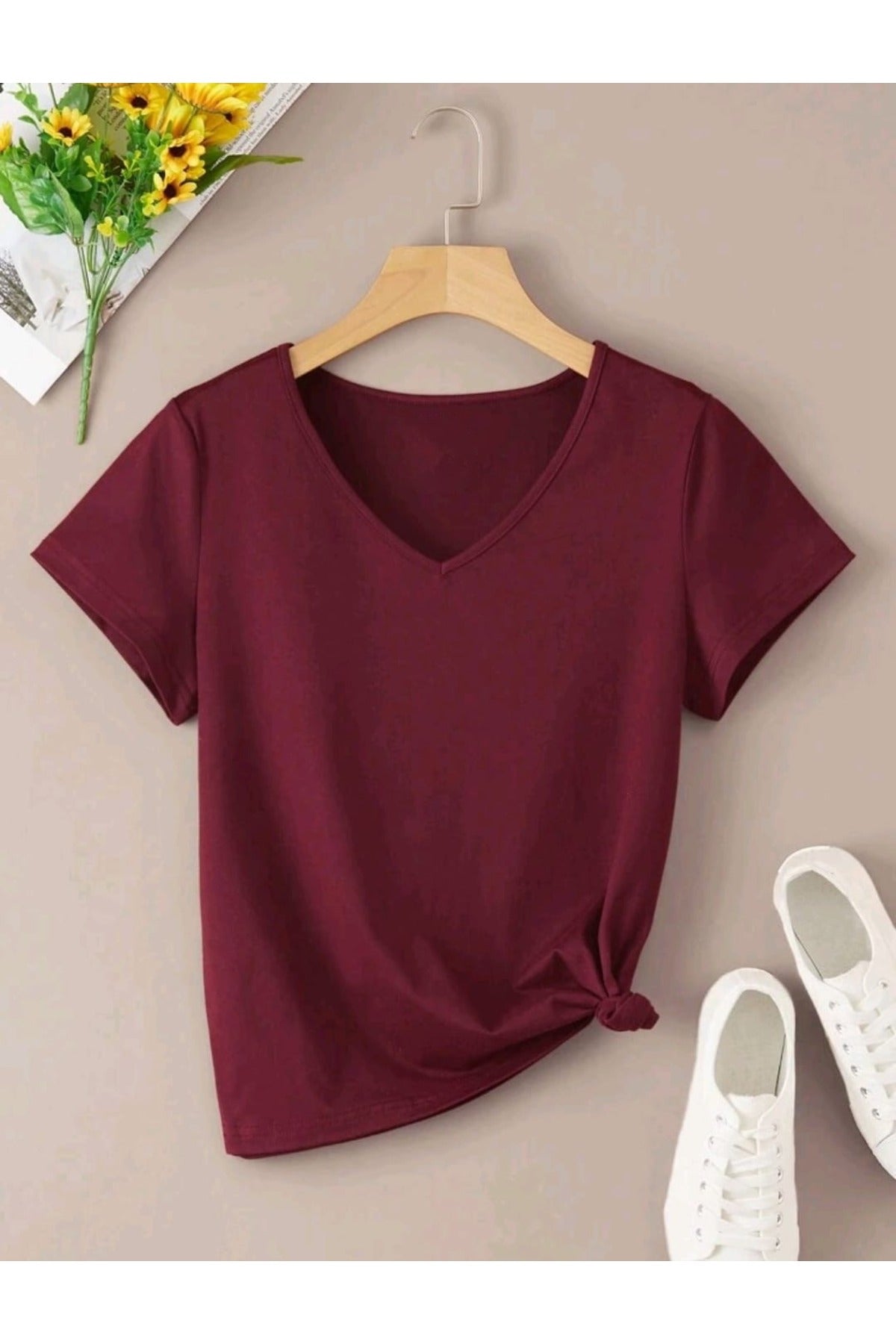 Kadın Yazlık V Yaka Tshirt Regular Fit Kalıp Düz Basic