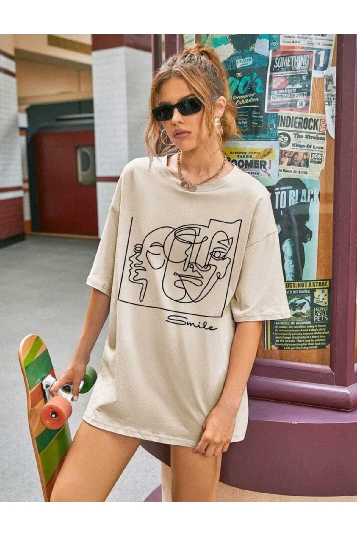Lıne Face Baskılı Oversize ( Geniş Kalıp ) Bisiklet Yaka Pamuklu Tshirt