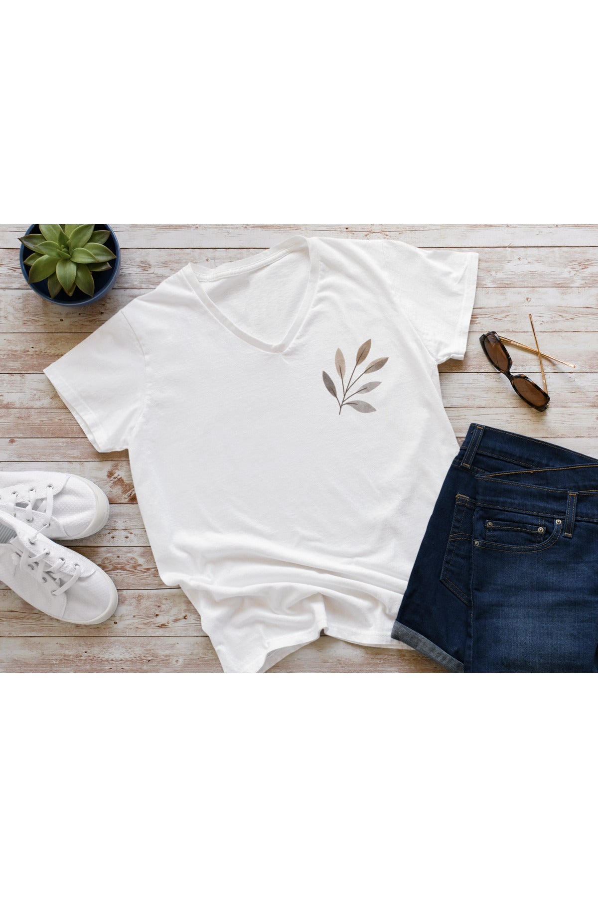 V Yaka Basic Pamuklu  Baskılı Tshirt ZEYTİN DALI