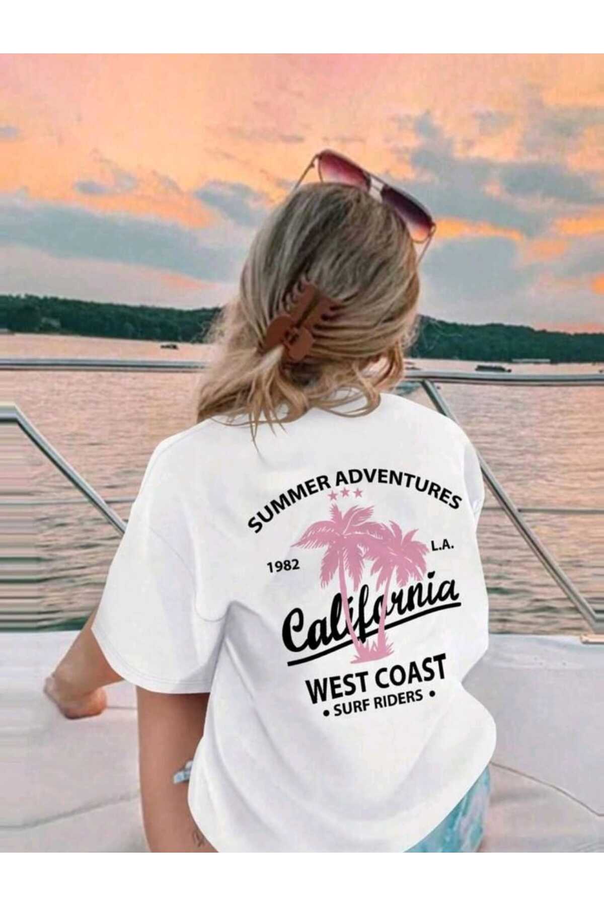 YAZ Koleksiyonu SIRT BASKILI Kadın Tshirt