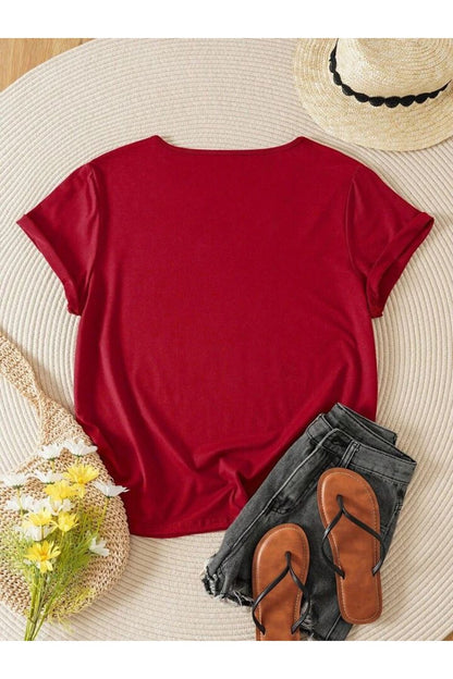 Kadın V Yaka Papatya Baskılı Regular Fit Kalıp Tshirt