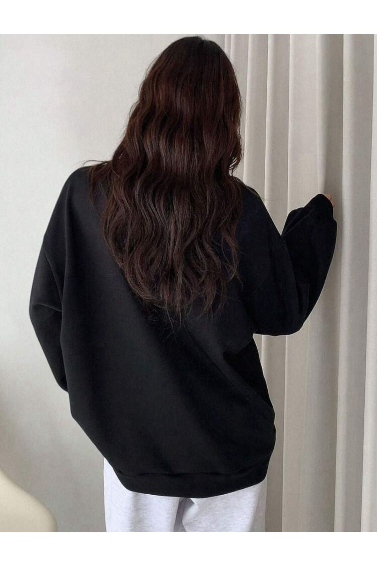 Kalp Baskılı Bisiklet Yaka Sweatshirt