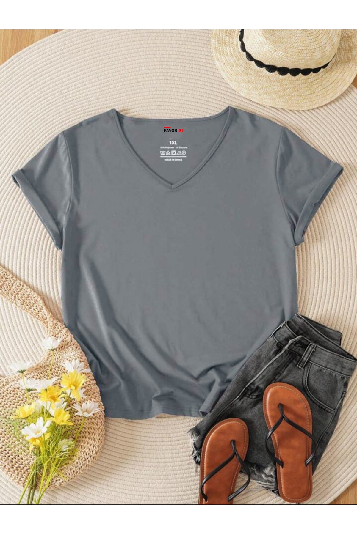 V Yaka Regular Fit Kalıp Düz Tshirt