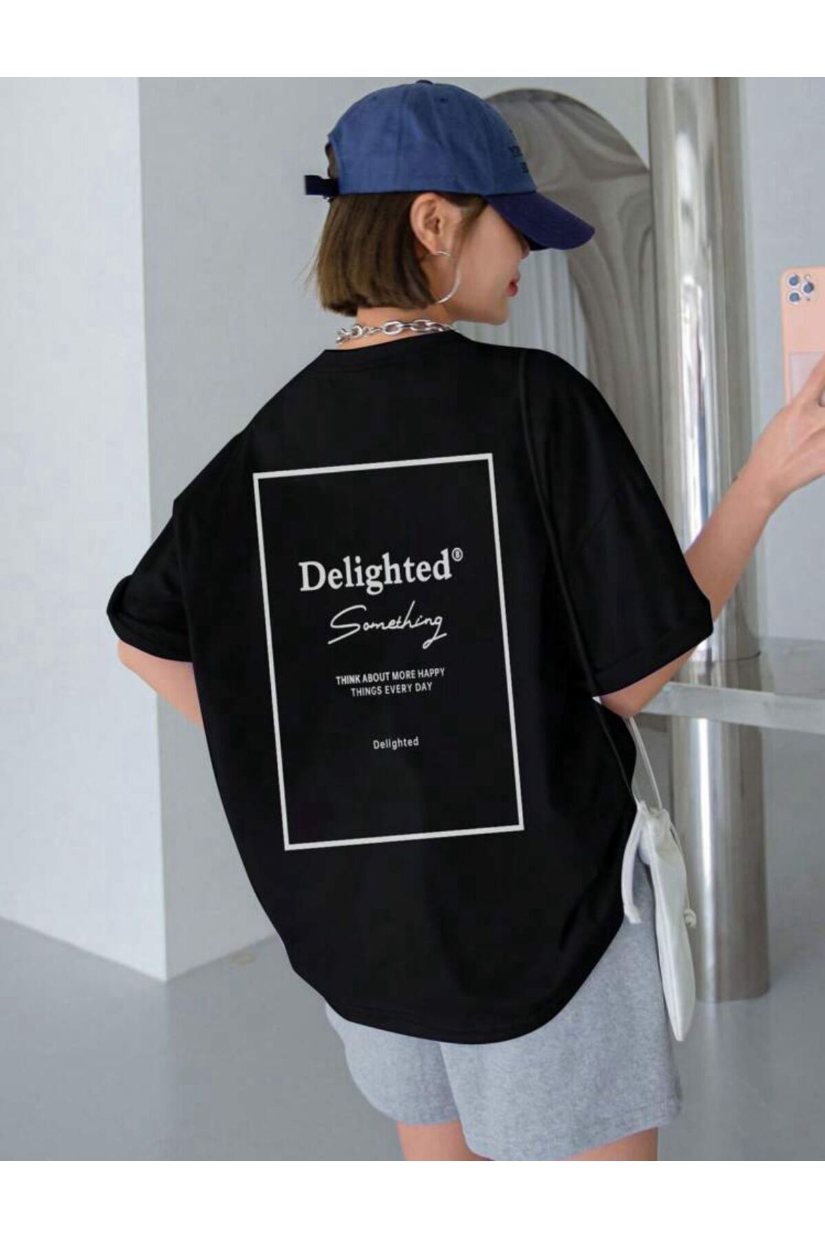 Delighted Baskılı Oversize Tshirt Serisi