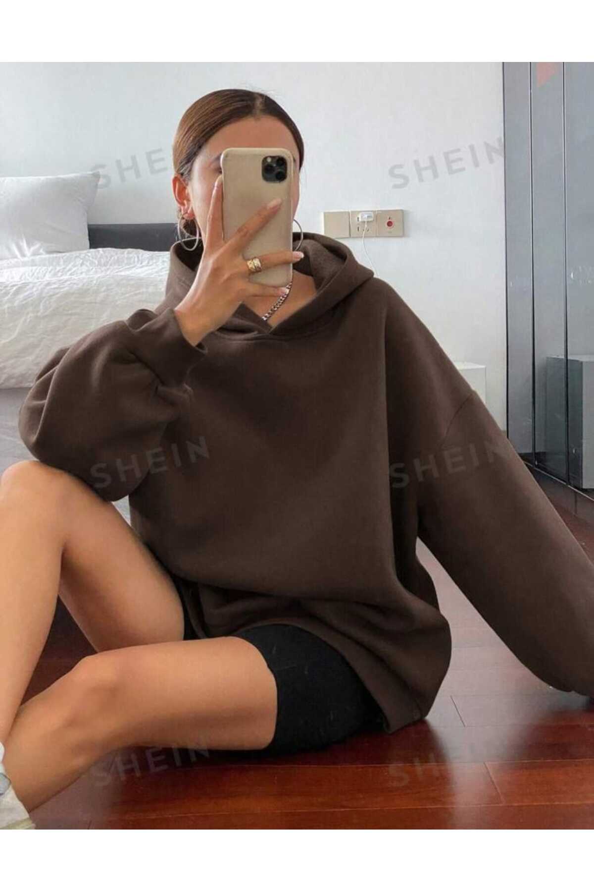 Kapüşonlu Düz Baskısız Giy Çık Oversize Kalıp Sweatshirt