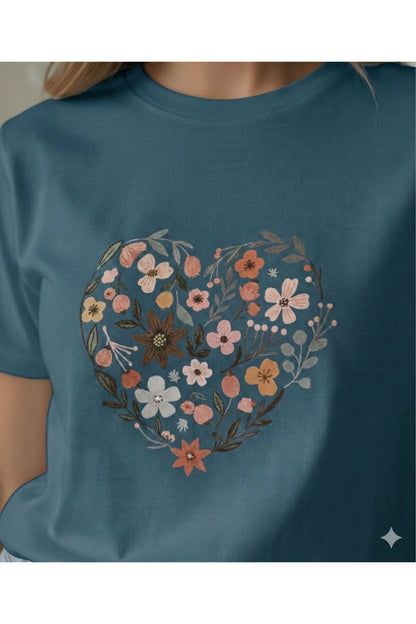 Kalp ve Laleler Baskılı Kadın Bisiklet Yaka Tshirt