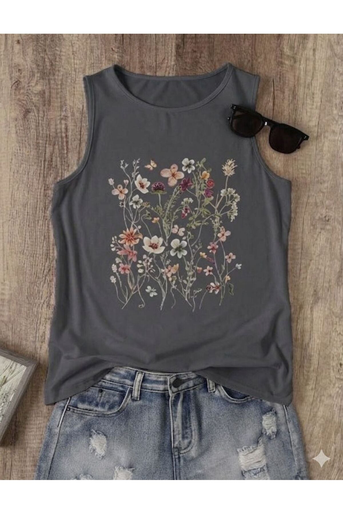 FLOWERS Desenli Kadın Pamuklu Omuzu Açık (Kolsuz) Yazlık T-shirt