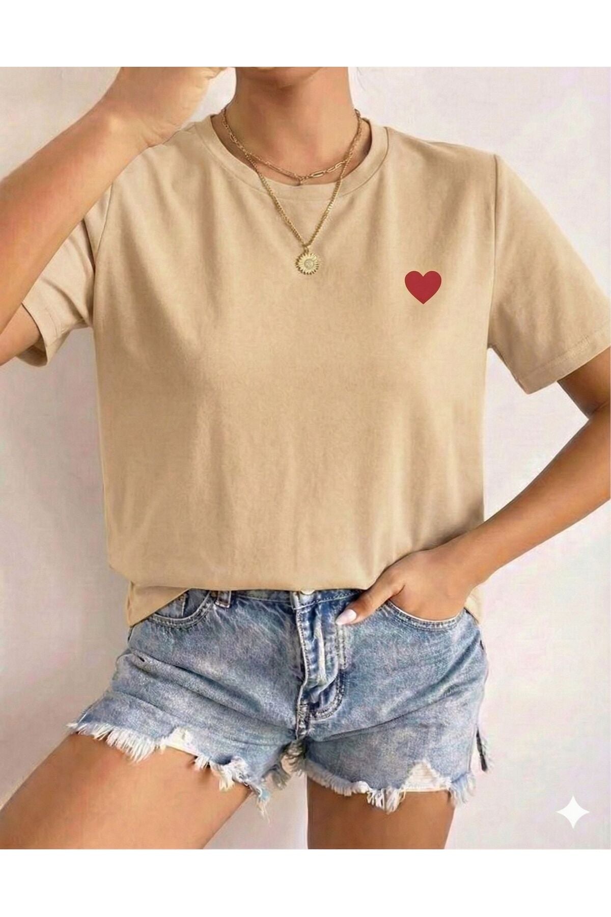 Kalp Baskılı Kadın Tshirt