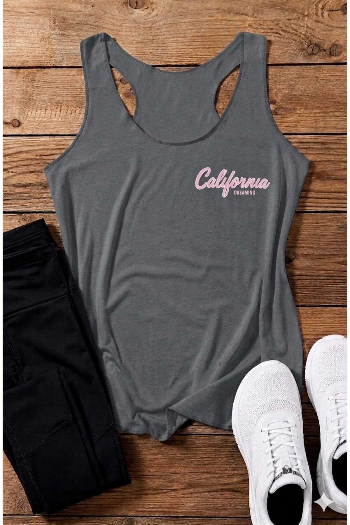 California Dreaming Baskılı Kadın (Yüzücü) Model Slim Fit Askılı Tshirt