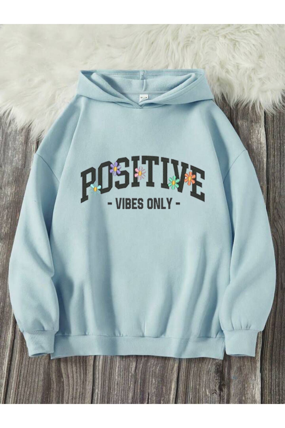 VIBES ONLY POSITIVE Baskılı Bisiklet Yaka Sweatshirt