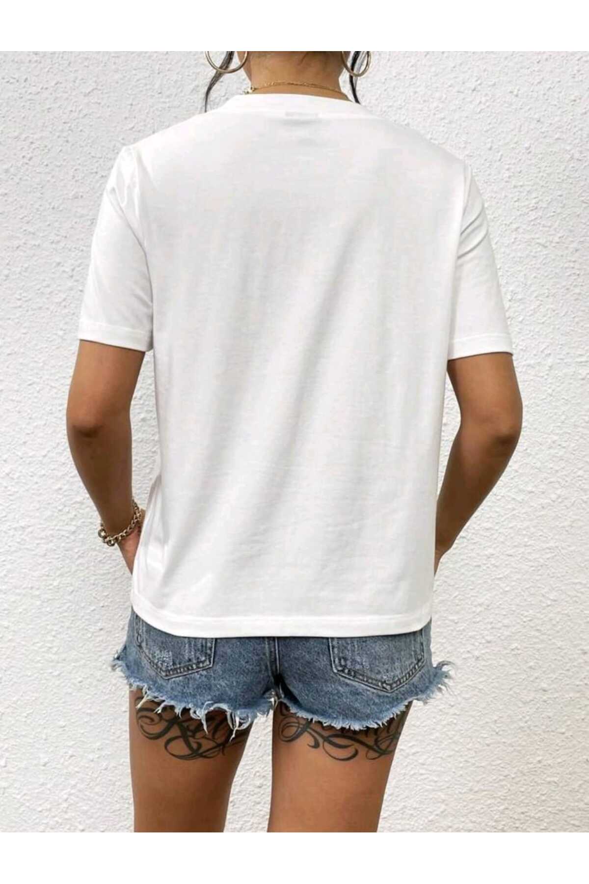 KORE KALP V Yaka Baskılı Pamuklu Tshirt (NORMAL KALIP)