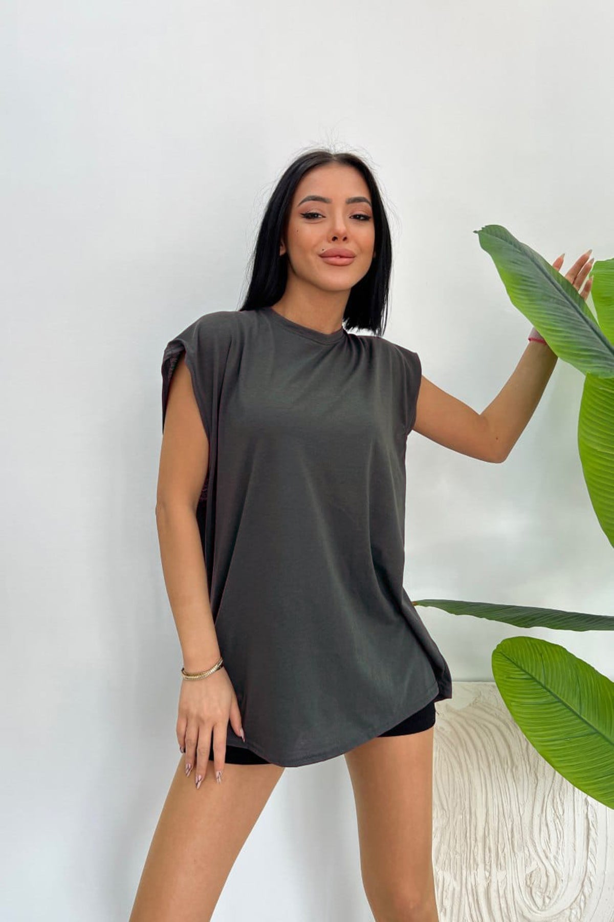 Düz Giy Çık Kadın Kolsuz Sıfır Kol Trend T-Shirt