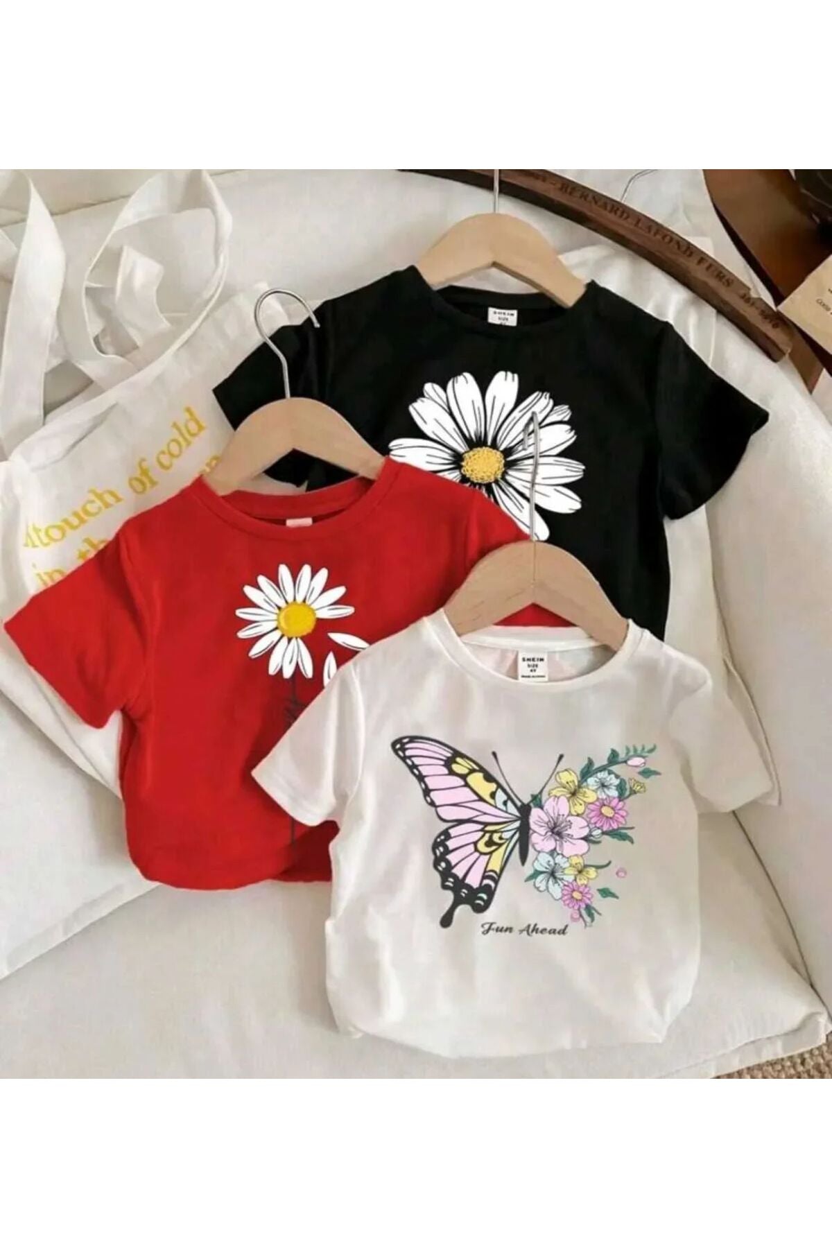 3'lü Paket Kelebek Papatyalar Baskılı Çocuk Pamuklu Tshirt
