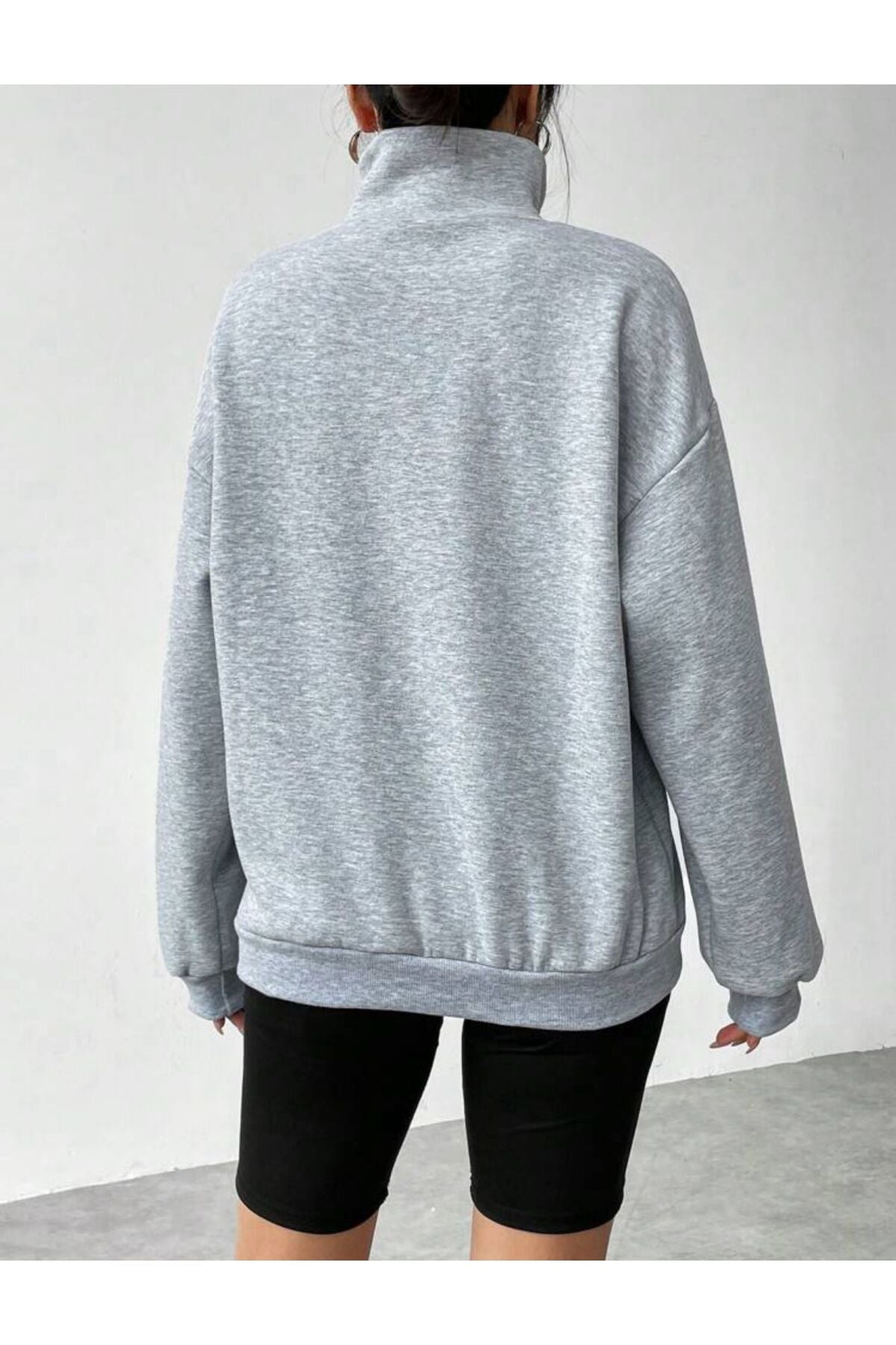 Siyah Dik Yaka Yarım Fermuarlı Düz Kazak Sweatshirt