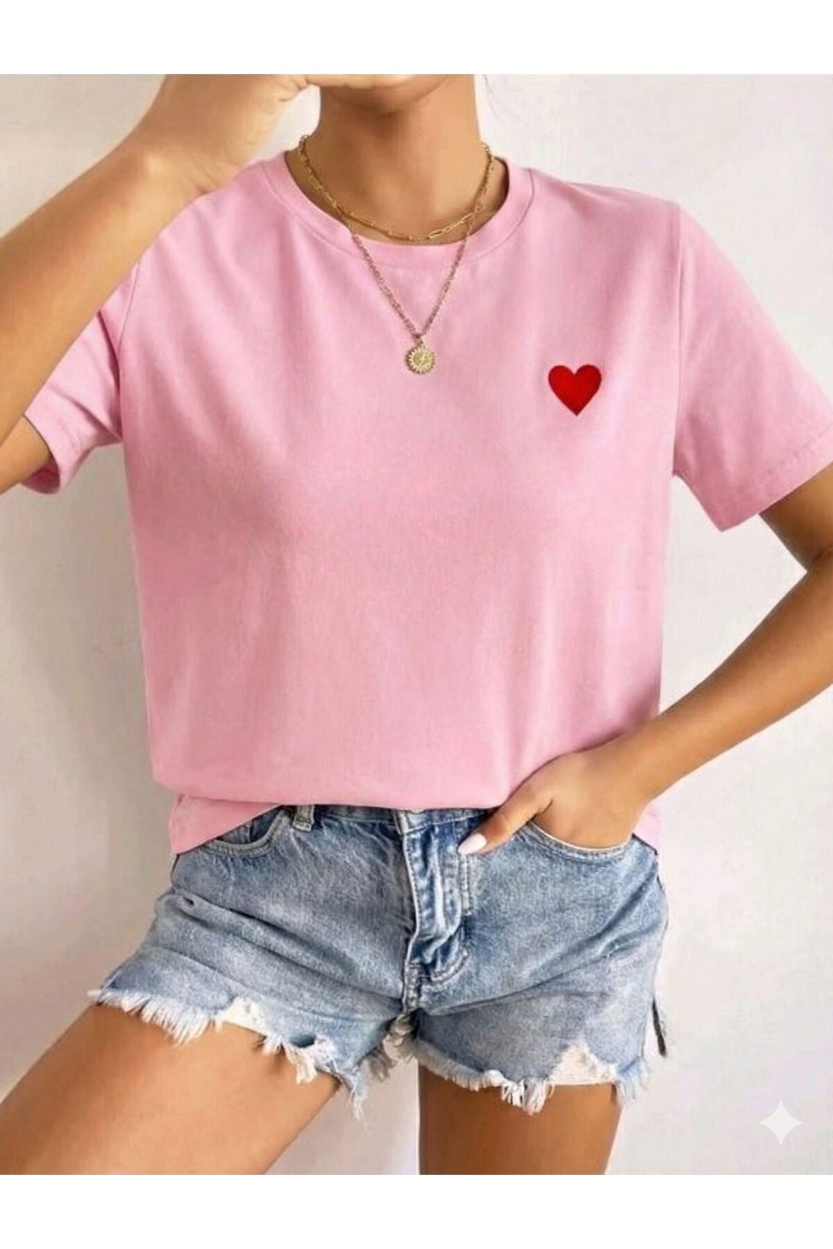 Kalp Baskılı Kadın Tshirt