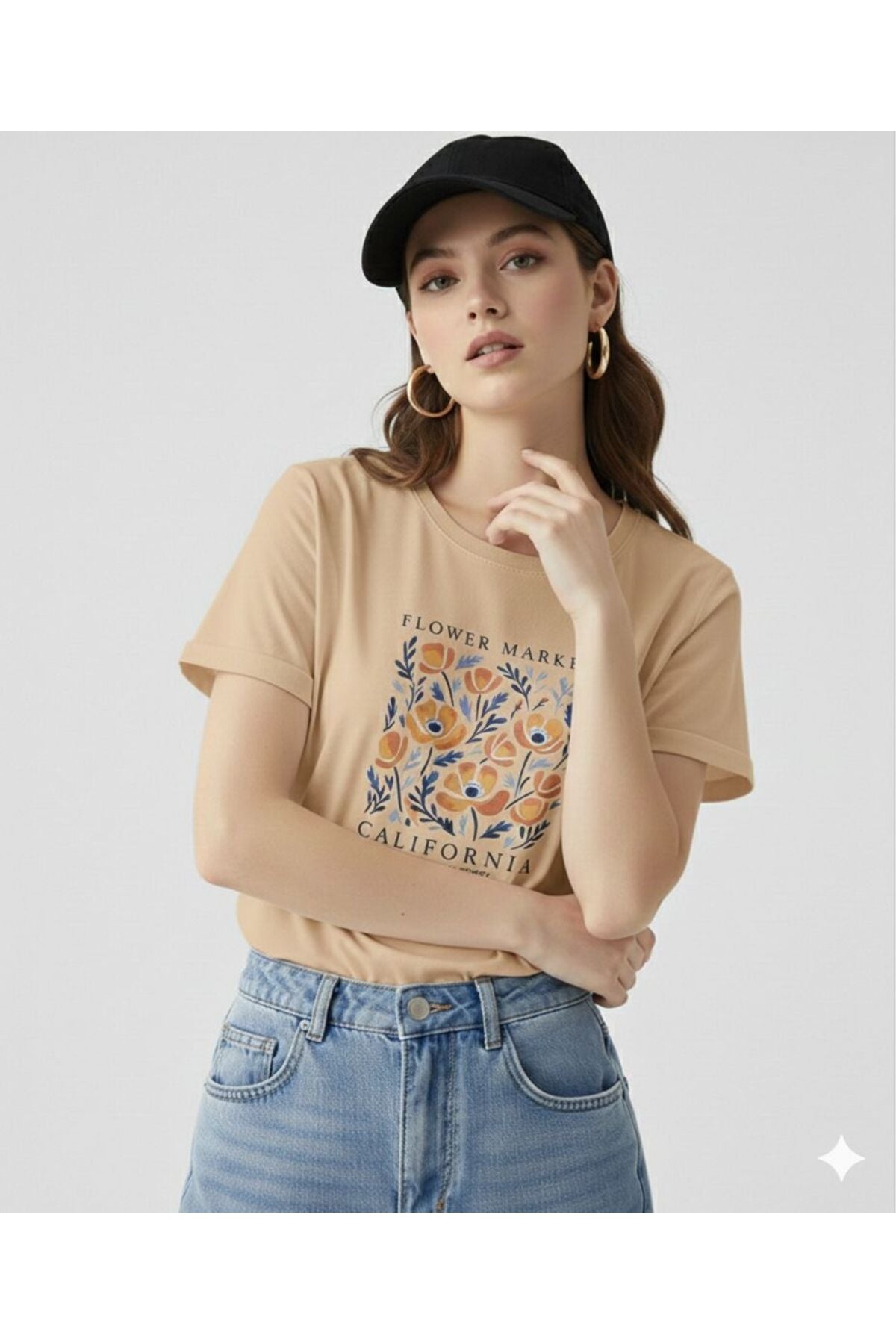 FLOWER MARKET California Baskılı Kadın Bisiklet Yaka Tshirt
