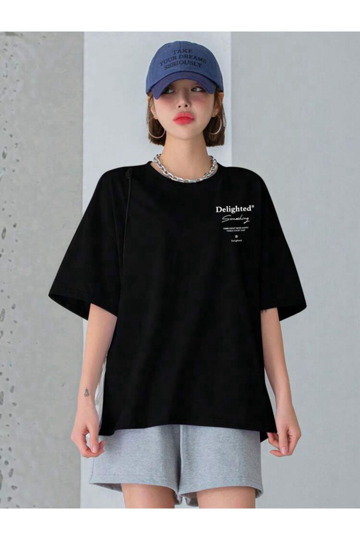 Delighted Baskılı Oversize Tshirt Serisi