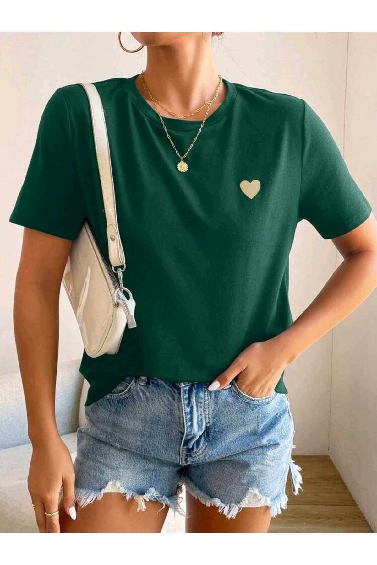 Kalp Baskılı Kadın Tshirt