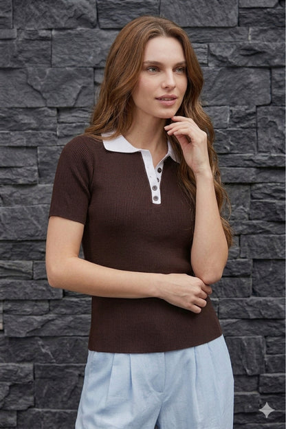 Kadın Slim Fit Dar Kesim Kısa Kollu Fitilli Görünümlü Polo Yaka Tişört