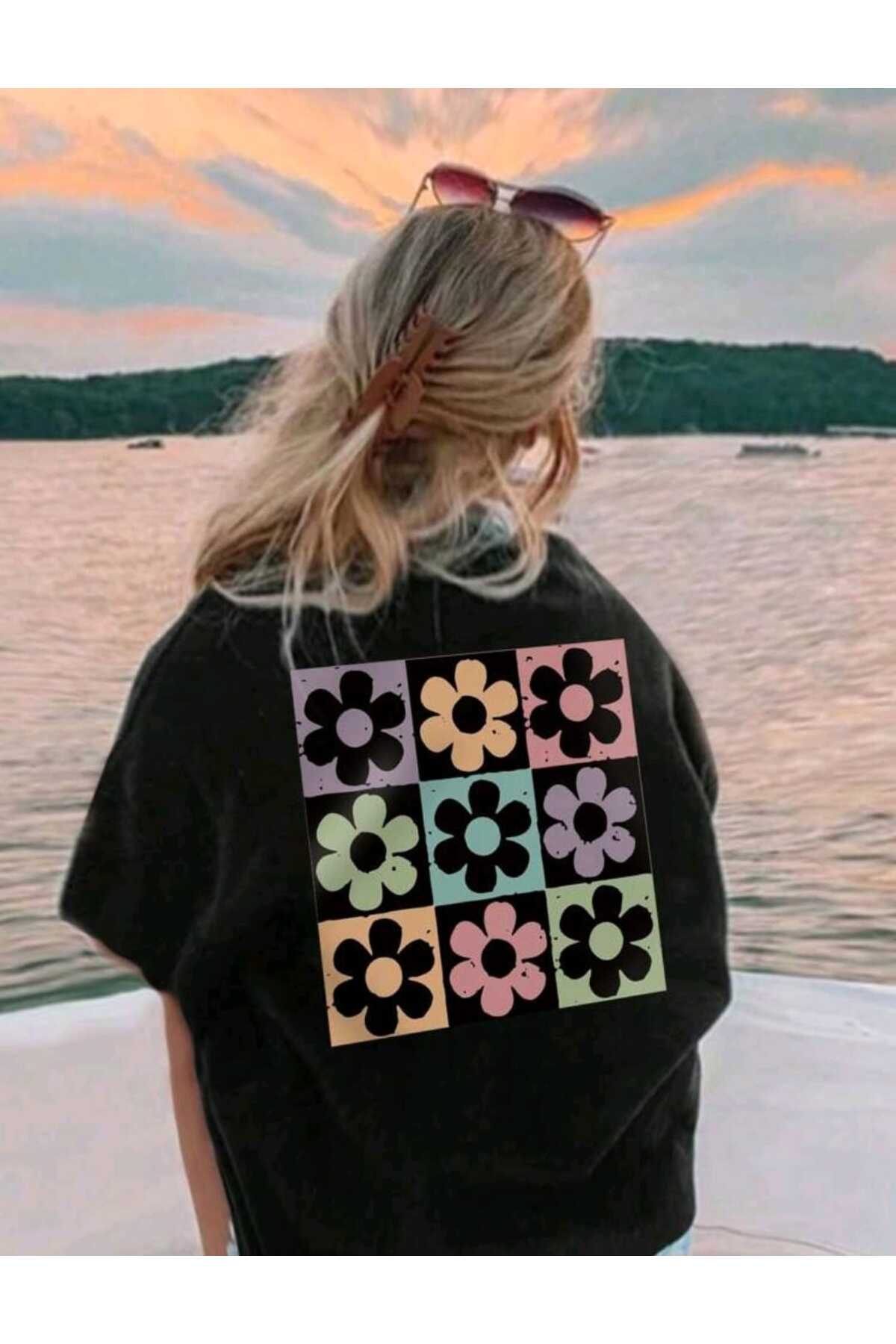 YAZ Koleksiyonu SIRT BASKILI Kadın Tshirt