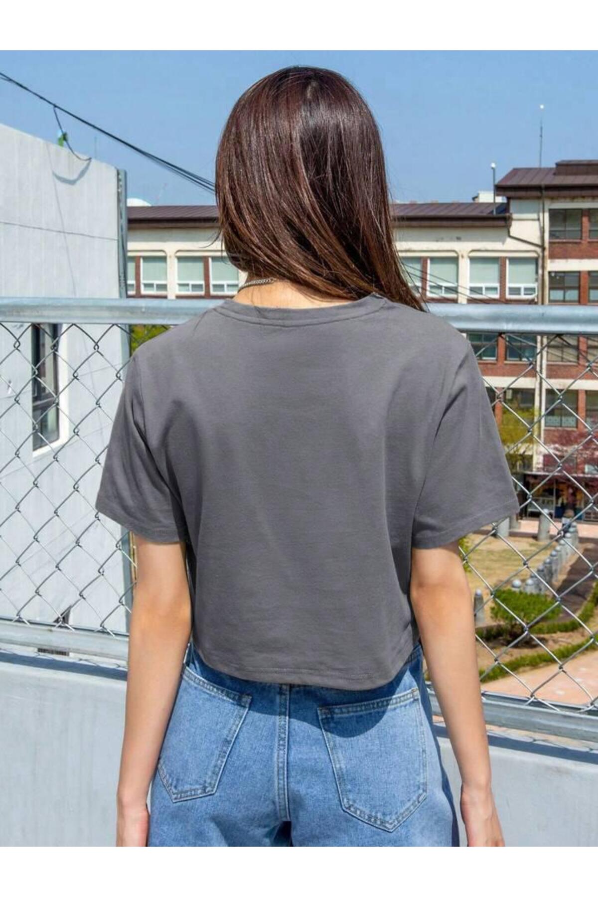 Crop Oversize Pamuklu Çiçekli Tişört