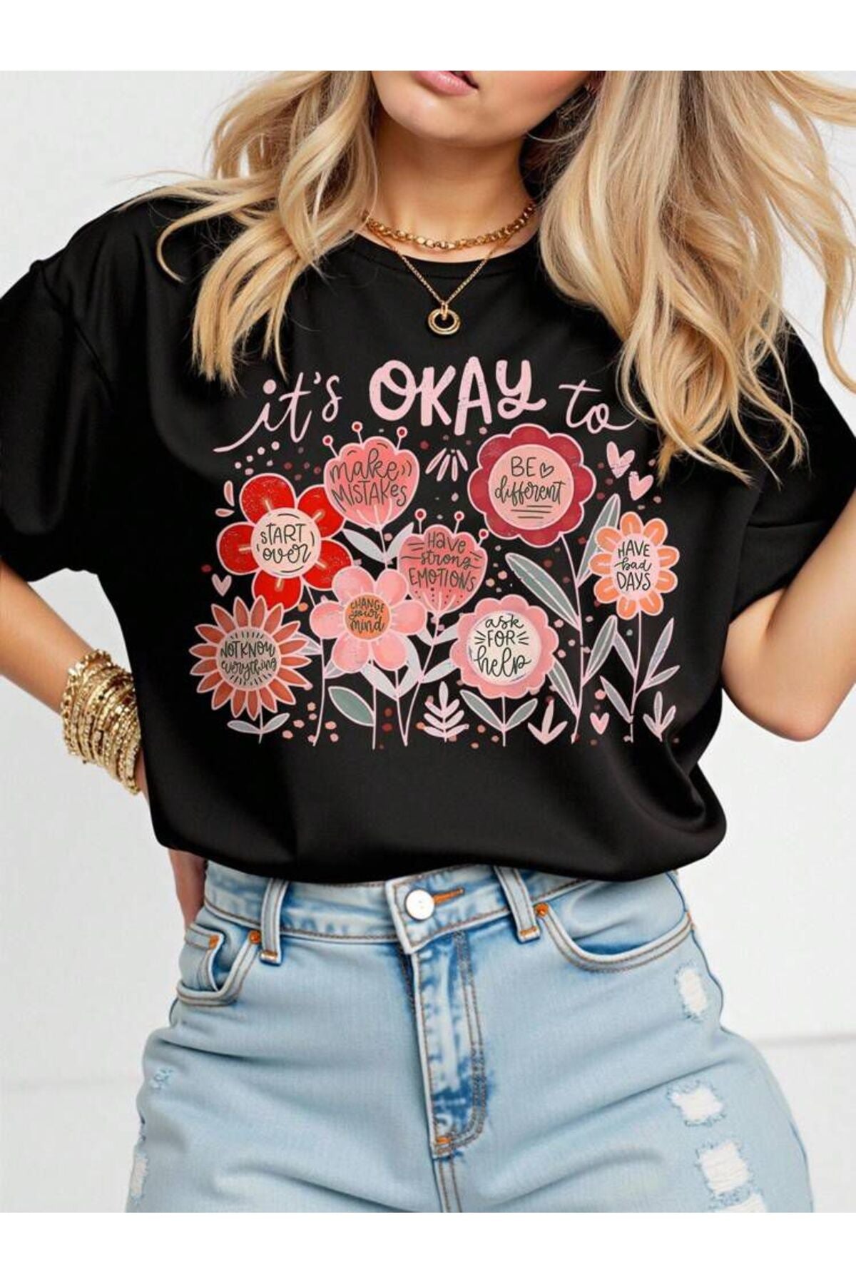 it's Okay To Çiçekler Kısa Kollu Pamuklu Tshirt