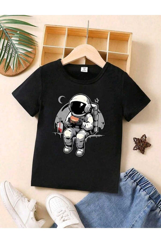 Çocuk Ayda Oturan Astronot Baskılı Bisiklet Yaka Pamuklu T-shirt