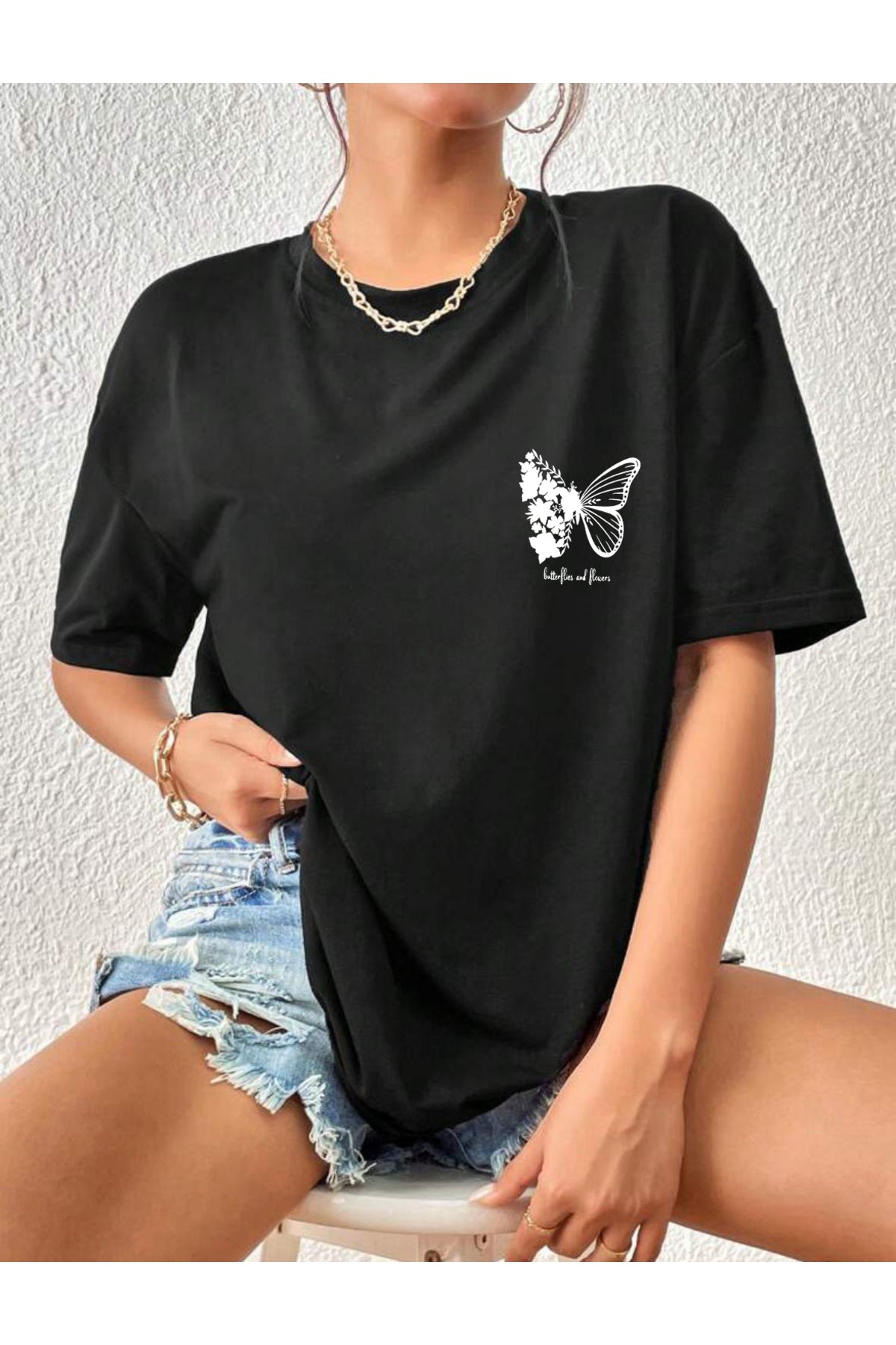 Butterfly and Flower ( Kelebek ve Çiçek ) Baskılı Tshirt