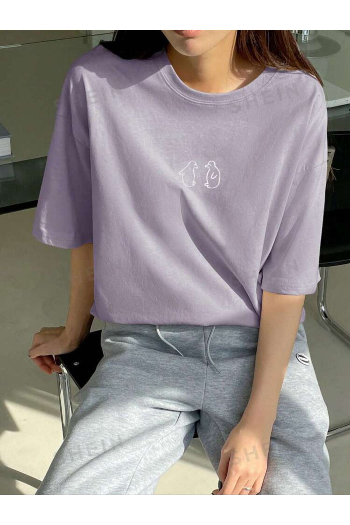 Penguen Baskılı Pamuklu Bisiklet Yaka Tshirt
