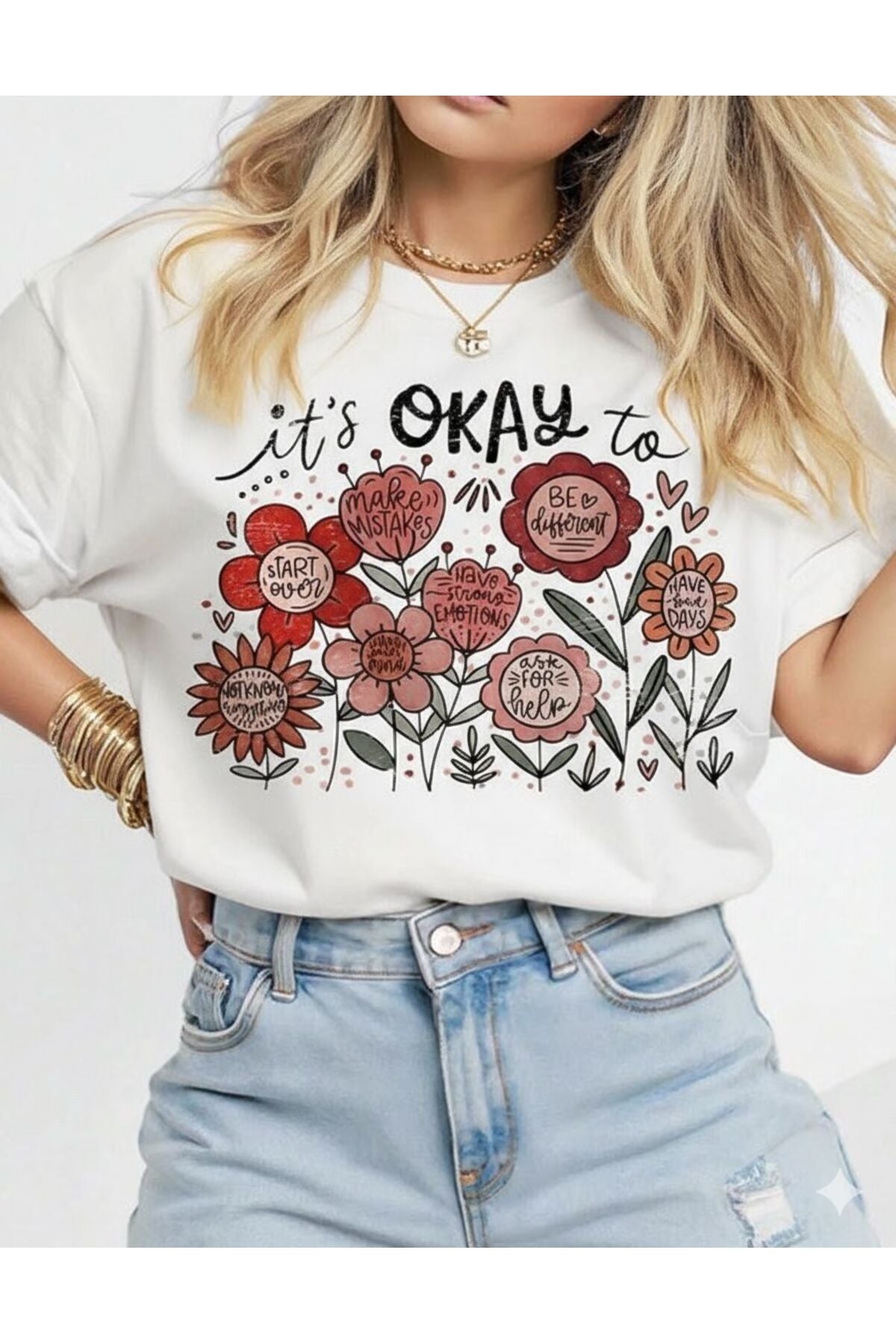 it's Okay To Çiçekler Kısa Kollu Pamuklu Tshirt