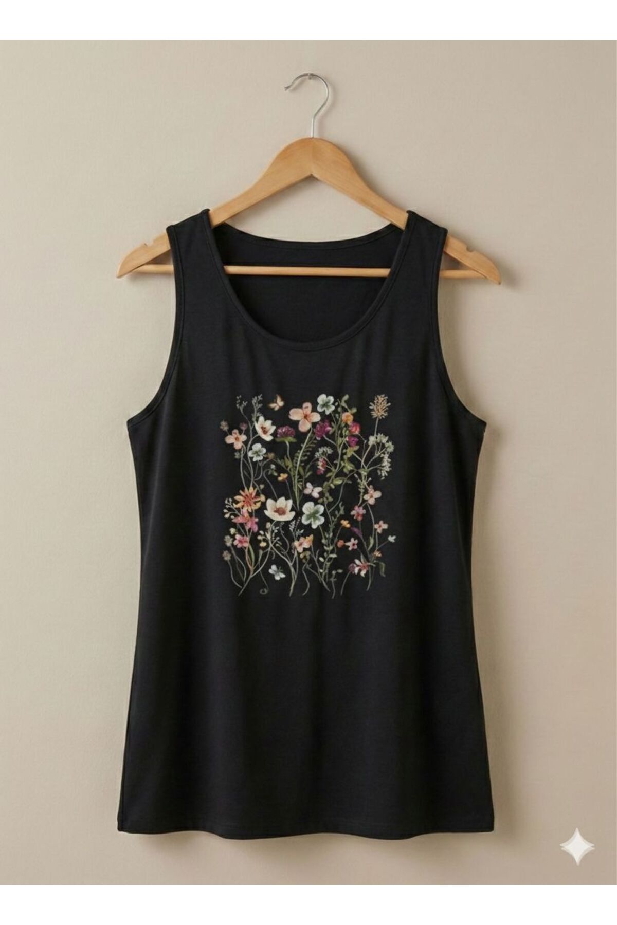 Flowers Baskılı Kadın Siyah Omuzu Açık Askılı Yazlık Pamuklu T-shirt
