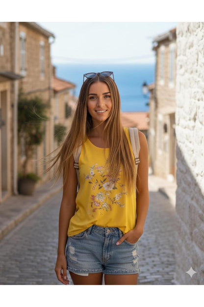 FLOWERS Kadın Askılı Omuzu Açık Kolsuz Flowers Baskılı TSHİRT