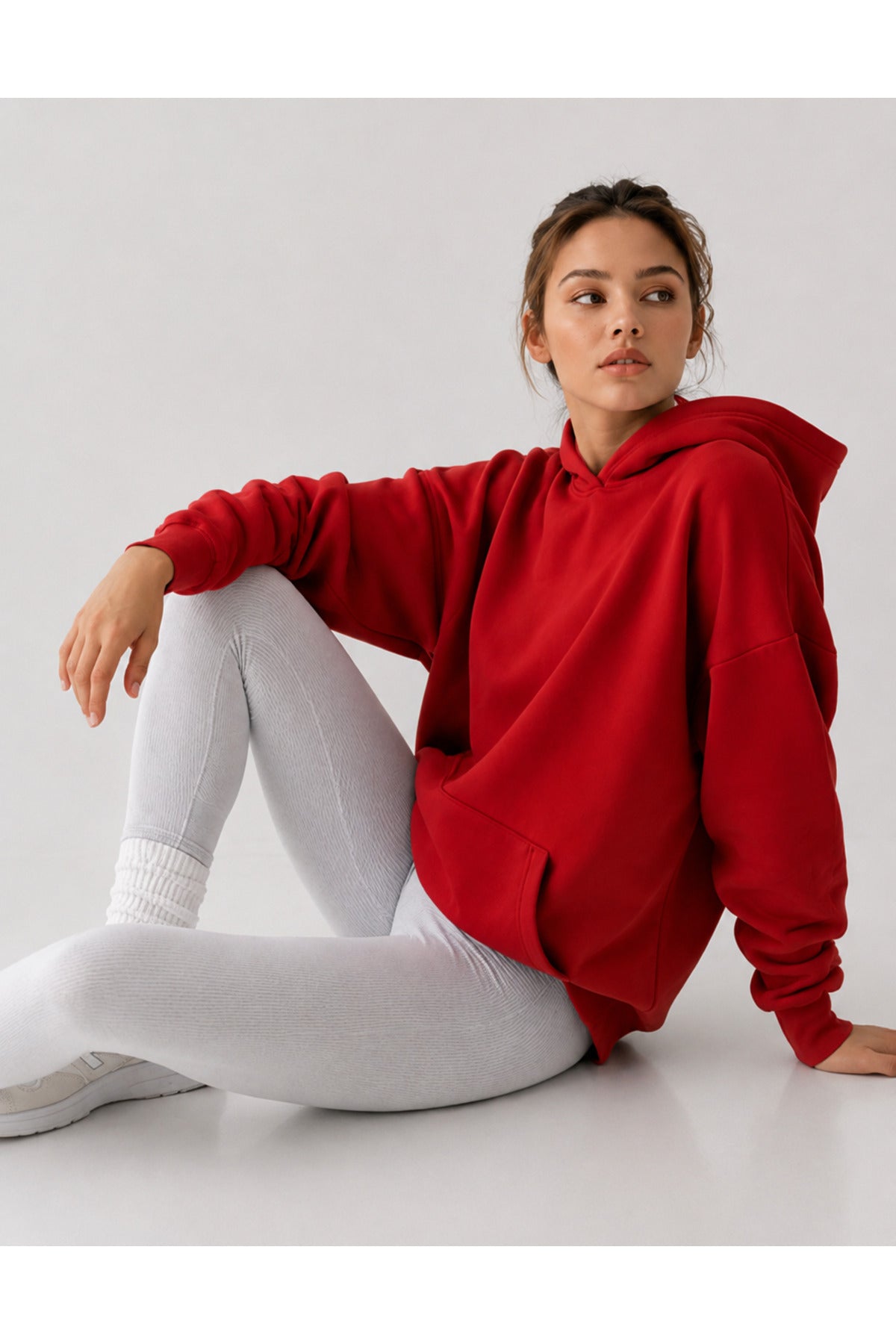 Düz Baskısız Üç İplik Kapüşonlu Kadın Sweatshirt