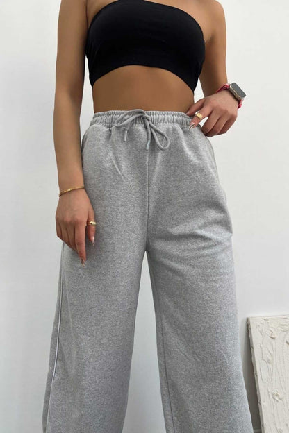 Gri Yan Biye Bol Eşofman Altı Unisex